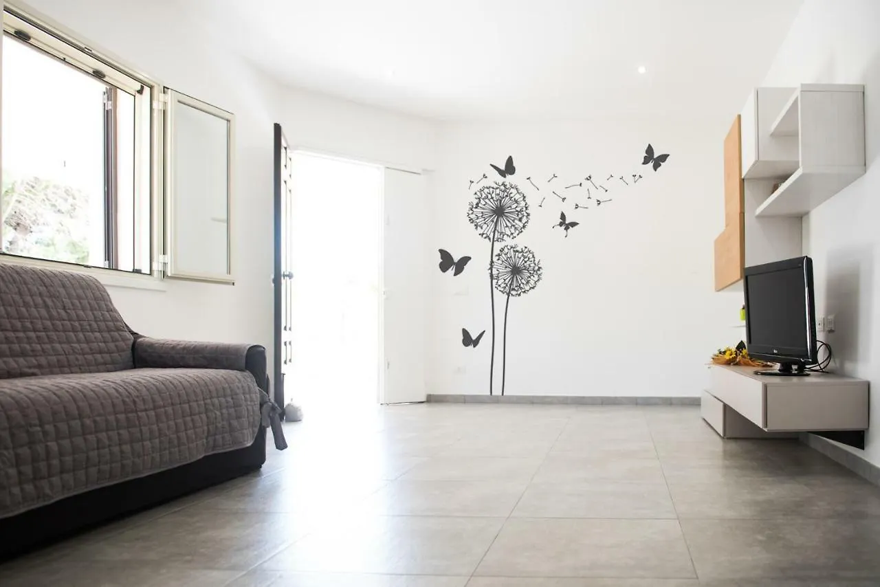 Villa Angelica Tra Verde Mare E Relax 阿沃拉 公寓