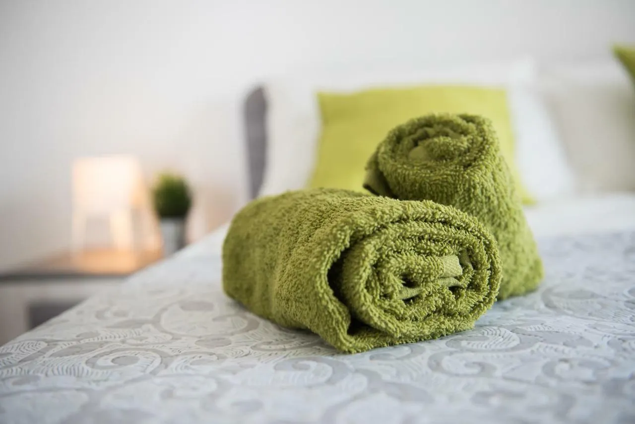 公寓 Villa Angelica Tra Verde Mare E Relax 阿沃拉