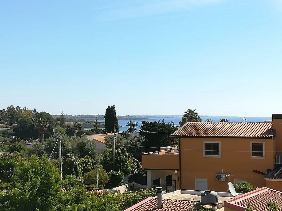 Villa Angelica Tra Verde Mare E Relax 阿沃拉 意大利